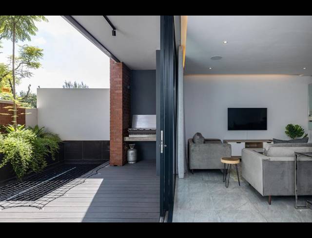 3 BEDROOM APARTMENT FOR SALE IN BROOKLYN